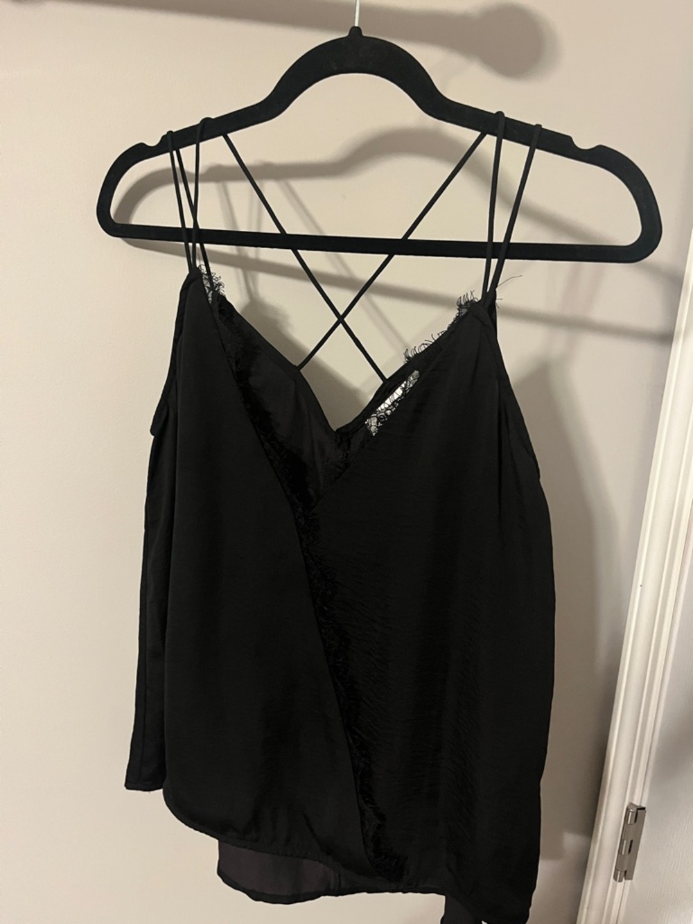 DO+BE Black Lace-Trim Crisscross Strappy Camisole